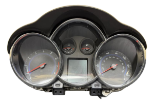 2011 Chevrolet Cruze MPH Instrument Cluster (Used OEM)