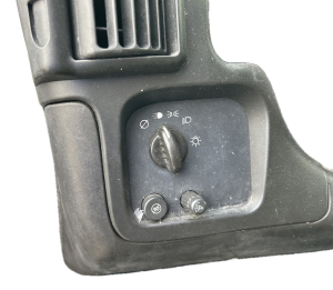 2003-2007 GMC Savana 2500 Headlight Switch (Used OEM)