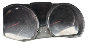 2014 Nissan Versa Instrument Cluster (Used OEM)