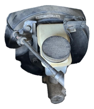 2000-2002 Mazda 626 Brake Master Cylinder (Used OEM)