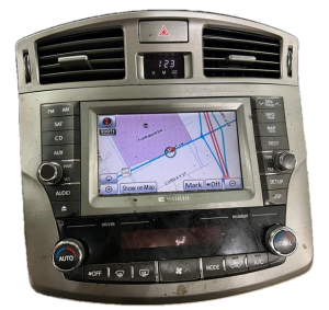 2008-2012 Toyota Avalon Infotainment Display with Navigation (Used OEM)