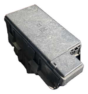 2016 Ford Explorer Fuse Box (Used OEM)