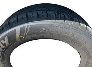 1992-2003 Lexus ES300 Set of 4 205/65R15 Tires (Used OEM)