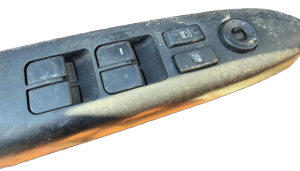 2010-2013 Kia Soul Master Power Window and Lock Switch - Left (Driver) (Used OEM)