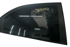 1999-2005 Hyundai Sonata Door Window Glass - Rear, Right (Passenger) (Used OEM)