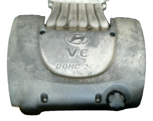 2002-2005 Hyundai Sonata 2.7L Engine Cover (Used OEM)