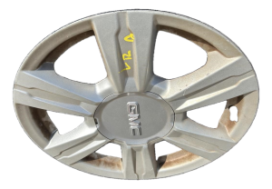 2014-2017 GMC Terrain 17-inch 6-Spoke Wheel Cover (Used OEM)