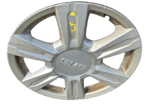 2014-2017 GMC Terrain 17-inch 6-Spoke Wheel Cover (Used OEM)