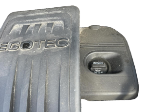 2010-2017 Chevrolet Equinox Engine Cover (Used OEM)