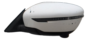 2017-2020 Nissan Rogue White Power Door/Side View Mirror - Left (Driver) (Used OEM)