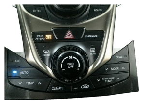 2012-2014 Hyundai Azera Heated Seat Temperature Control Module (Used OEM)