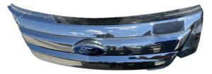 2010-2012 Ford Fusion Silver Bar Pattern Non-Sport Grille (Used OEM)