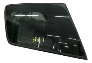 2000-2002 GMC Yukon Quarter Glass with Integrated Antenna - Left (Driver) (Used OEM)