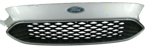 2015-2018 Ford Focus Black Upper Honeycomb Grille with Chrome Surround (Used OEM)