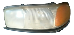 1999-2004 GMC Sierra 2500 Headlight Assembly - Left (Driver) (Used OEM)