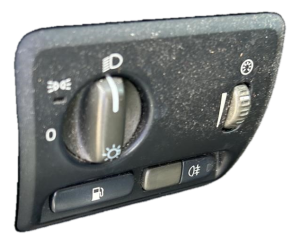 1999-2005 Volvo S80 Headlight Switch (Used OEM)