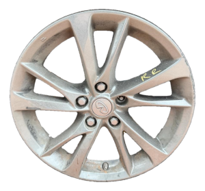 2014-2017 INFINITI Q50 Chrome 17x7.5 5-V-Spoke Alloy Wheel (Used OEM)