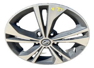 2020-2023 Nissan Sentra 16x6.5 5-Double Spoke Machined Black Alloy Wheel (Used OEM)