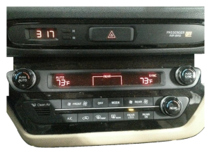 2015 Kia Sedona Temperature Control Module (Used OEM)