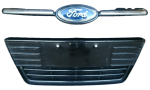 2012-2014 Ford Focus Black Lower Center Grille (Used OEM)