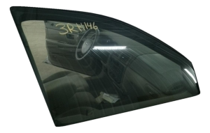 1996-2007 Ford Taurus Door Glass - Front, Right (Passenger) (Used OEM)