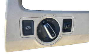 2009-2013 Volkswagen CC Headlight Switch (Used OEM)