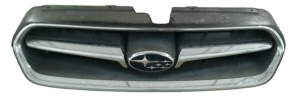 2005-2007 Subaru Legacy Chrome Chrome Grille (Used OEM)