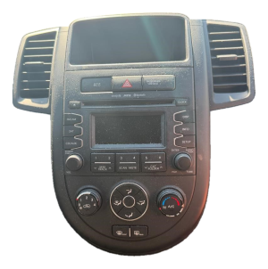 2012-2013 Kia Soul AM FM CD MP3 Radio Receiver (Used OEM)