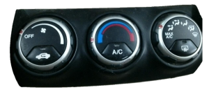 2002-2006 Honda CR-V Temperature Control Module with Heated Seats and Rear Wiper (Used OEM)