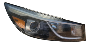 2015-2018 Kia Sedona Headlight Assembly - Right (Passenger) (Used OEM)