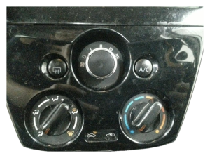 2015-2019 Nissan Versa Note Black Heated Seat Temperature Control Module (Used OEM)