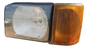 1999-2002 Land Rover Range Rover Headlight Assembly - Left (Driver) (Used OEM)