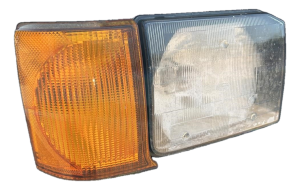 1999-2002 Land Rover Range Rover Headlight Assembly - Right (Passenger) (Used OEM)