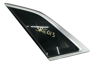 2017-2024 Cadillac XT5 4-Door Quarter Glass - Left (Driver) (Used OEM)