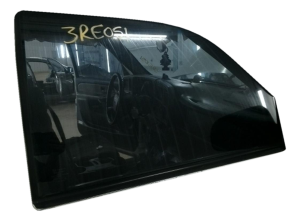 2002-2007 GMC Sierra Door Glass - Front, Right (Passenger) (Used OEM)