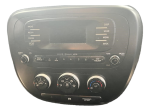 2014-2016 Kia Soul Manual Temperature Control with Heated Seats and Rear Wiper (Used OEM)