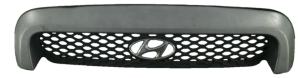2001-2004 Hyundai Santa Fe Upper Bumper Grille (Used OEM)