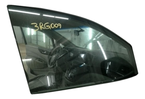 2011-2017 Nissan Quest Door Glass - Front, Right (Passenger) (Used OEM)