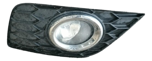 2016-2019 Nissan Sentra Grille - Right (Passenger) (Used OEM)