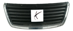 2006-2007 Saturn Vue Upper Grille (Used OEM)