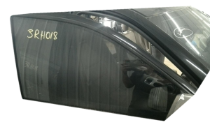 2011-2025 Dodge Durango Door Glass - Front, Right (Passenger) (Used OEM)