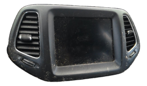 2020 Jeep Compass 8.4-inch Uconnect 4C Touchscreen Radio (Used OEM)