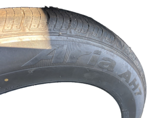 2004-2009 Dodge Magnum 215/65R17 Aria Tire (Used OEM)