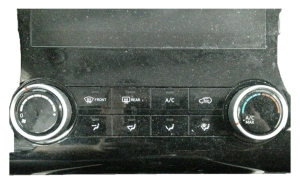 2022-2024 Hyundai Tucson Temperature Control Module (Used OEM)