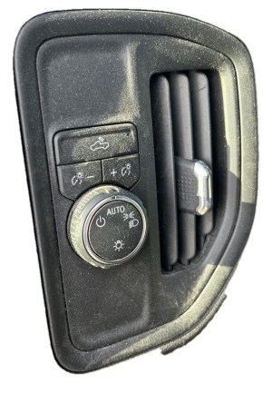 2023-2025 GMC Sierra 2500 HD Headlight Switch (Used OEM)