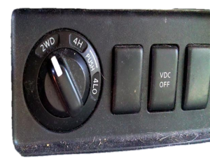 2005-2015 Nissan Xterra Power Mirror Switch (Used OEM)
