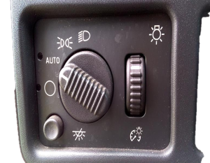 2003-2006 Chevrolet Avalanche 2500 Headlight and Rear Wiper Switch (Used OEM)