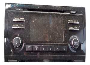 2013-2015 Nissan Altima Radio Receiver Assembly with 5-Inch Display (Used OEM)