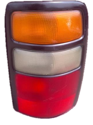 2004-2006 Chevrolet Suburban 2500 Tail Light - Right (Passenger) (Used OEM)