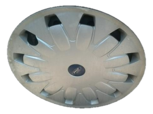 2012-2018 Ford Focus 16-Inch 12-Hole Aero Design Wheel Cover (Used OEM)